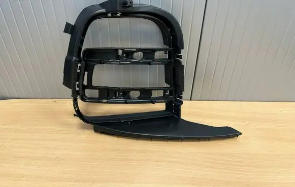 Porsche Macan (95B) Front fog light trim/grill 95B807681A1E0 95B807681A