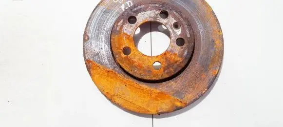 Volkswagen Polo Front brake disc ventiluojamas