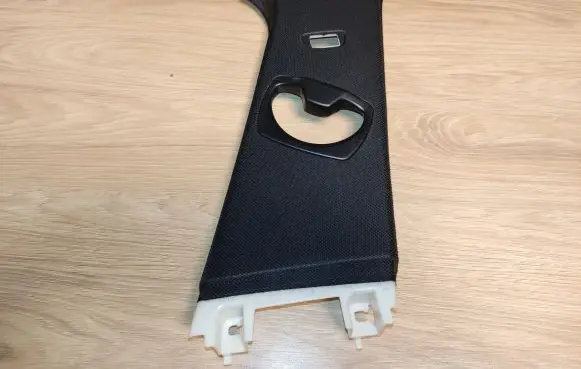BMW 3 F30 F35 F31 (B) pillar trim (top) 7220998 51437220998 51437846230