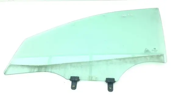 Hyundai Tucson IV NX4 Front door window glass four-door