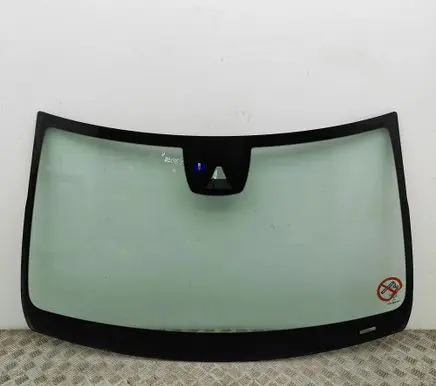 Mercedes-Benz E C207 W207 Front windscreen/windshield window A2076700100