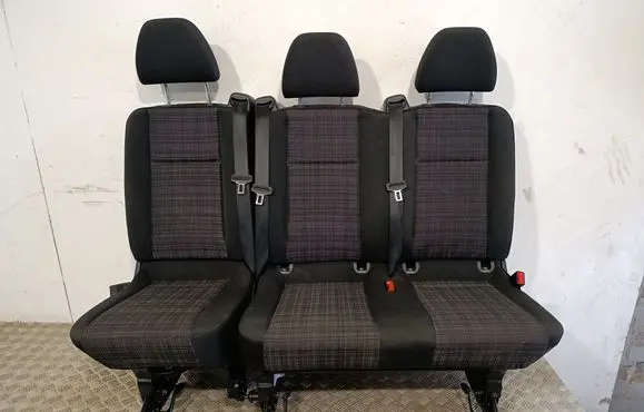 Mercedes-Benz Vito Viano W447 Second row seats A4479501905