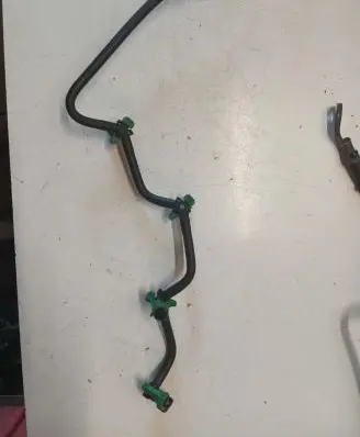 Fuel return line/hose