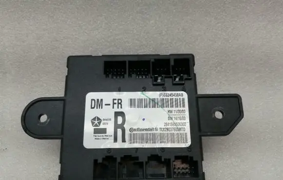 Jeep Grand Cherokee Door control unit/module 68245458AB