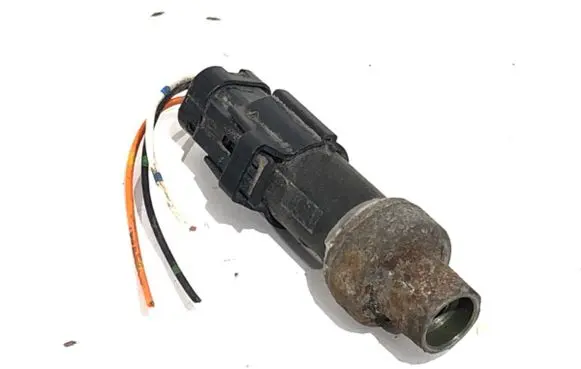 Jaguar X-Type Air conditioning (A/C) pressure sensor F6CF-190594-CB