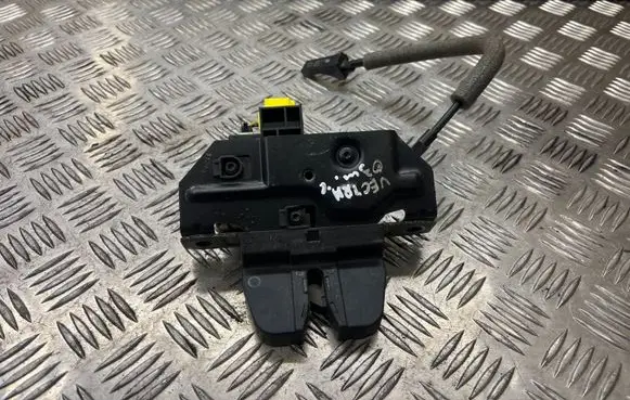 Opel Vectra C Tailgate/trunk/boot lock/catch/latch