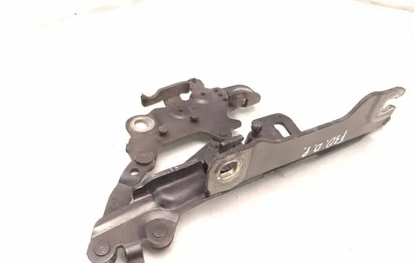 BMW 3 F30 F35 F31 Engine bonnet/hood hinges 13989610 R92612