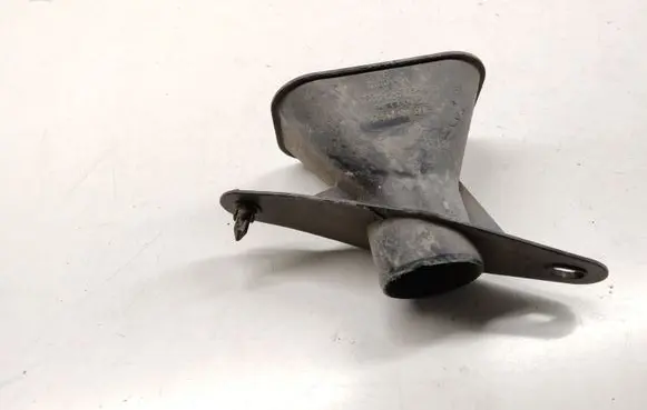Mercedes-Benz X-class W470 Engine splash shield/under tray 572375XA0A