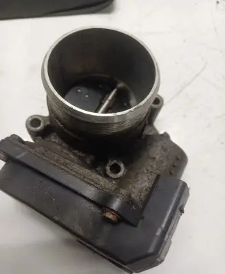 Audi A4 S4 B8 8K Throttle valve 06F133062Q