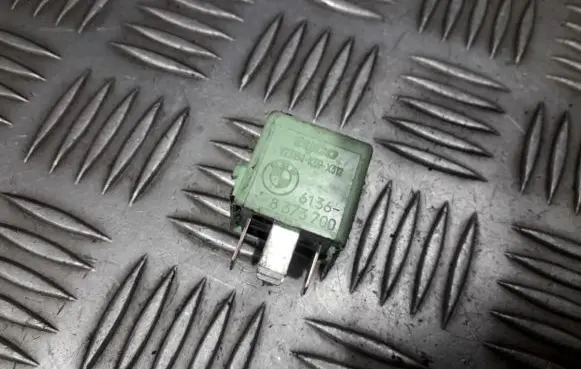 BMW 5 E34 Other relay 61368373700 61.36-8373700