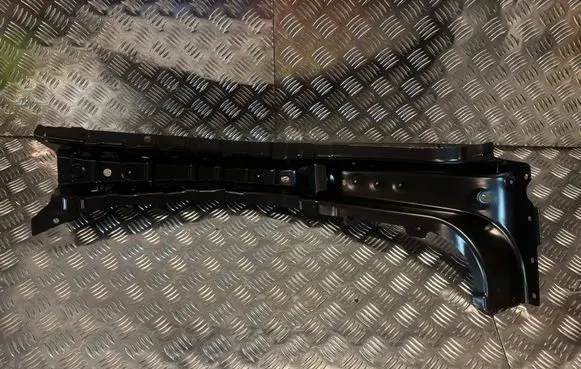Porsche Cayenne (9Y0 9Y3) Fender mounting bracket 9Y0805157D