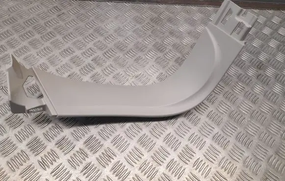 Chrysler Pacifica Tailgate trim 5RJ27PD2AE