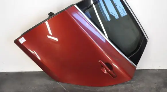 Volvo V40 Rear door 