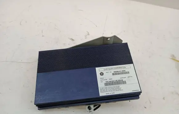 Dodge RAM Sound amplifier 05064418AK TR1AA3210E3549