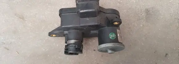 Hyundai Santa Fe Intake resonator 283812F000