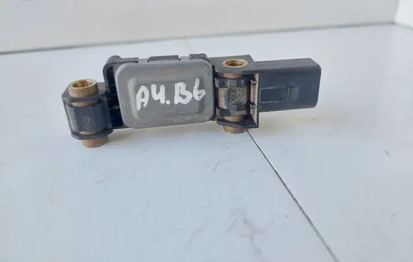 Audi A4 S4 B6 8E 8H Airbag deployment crash/impact sensor 8E0959643A