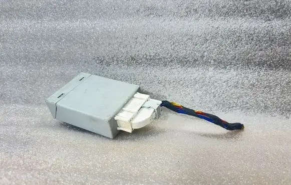 BMW X5 F15 Air suspension control unit module (rear) 6860387 001002000 00100000