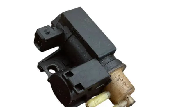 Nissan Qashqai Turbo solenoid valve 8200790180 70181405