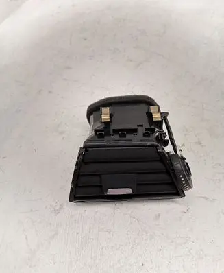 BMW 4 F32 F33 Dashboard side air vent grill/cover trim 9346226