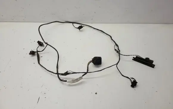 Land Rover Discovery 4 - LR4 Parking sensor (PDC) wiring loom AH2215B484AC AH2215B484