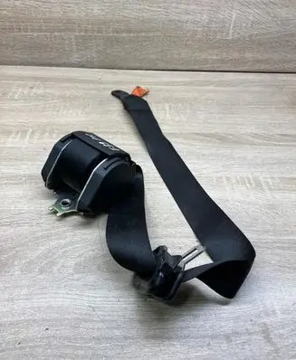 BMW 5 E39 Front seatbelt 8198571 LEFTSIDE