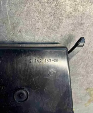 BMW 5 GT F07 Dashboard storage box/compartment 914215306
