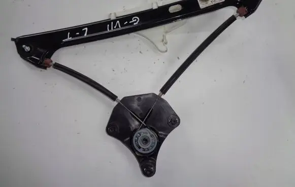 Volkswagen Golf VI Rear window lifting mechanism without motor 5G4839461C