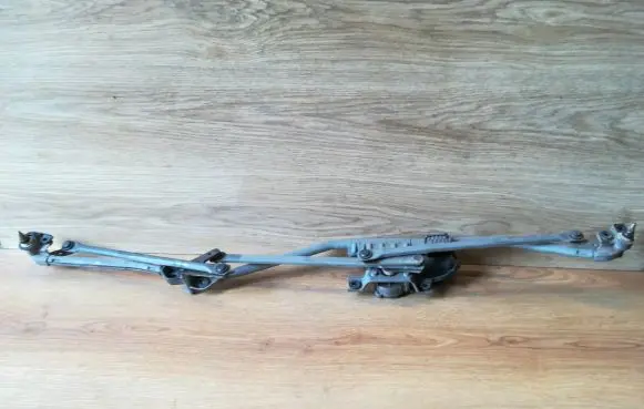 Opel Zafira A Front wiper linkage and motor 404496 2354D