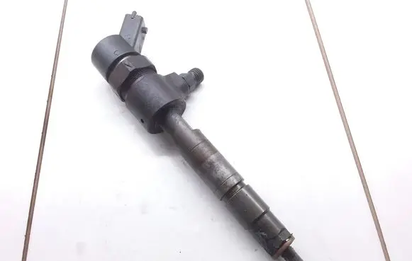 Alfa Romeo 156 Fuel injector 0445110002 2401