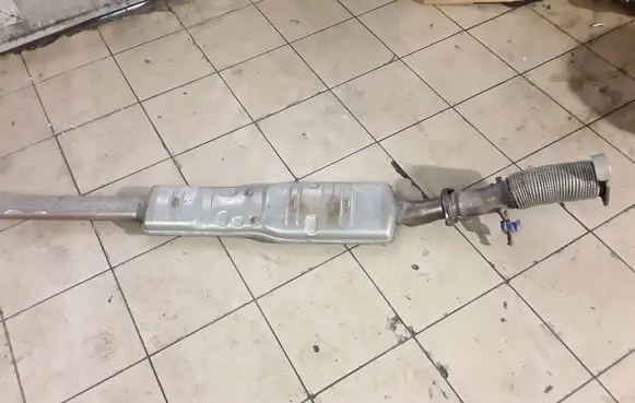 Volvo V60 Muffler/silencer 32224130