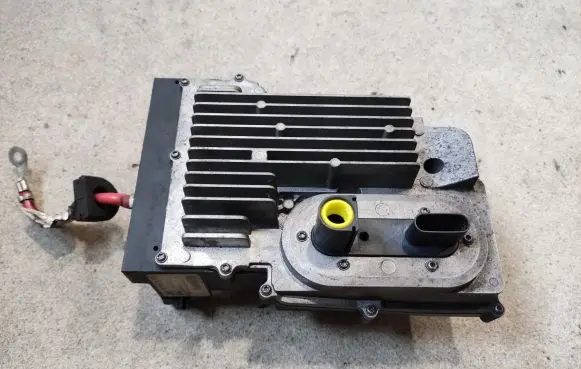 Volvo S90, V90 Current control relay 31652295