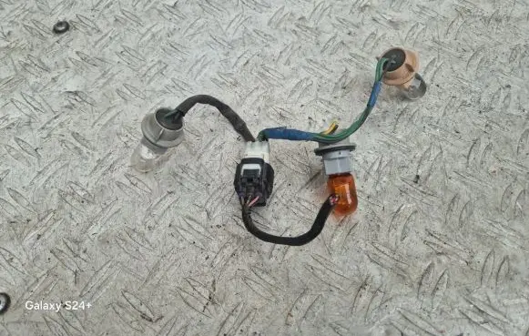 Subaru Forester SH Tail light bulb cover holder