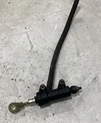 BMW 3 E46 Clutch slave cylinder 6752146