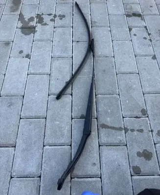 Mercedes-Benz B W246 W242 Front wiper blade arm A2468200144 2468200144