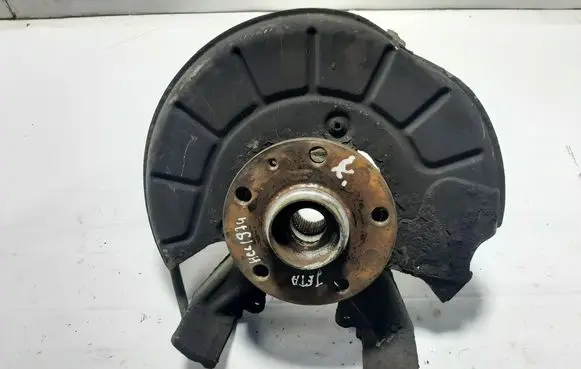 Volkswagen Jetta VI Front wheel hub