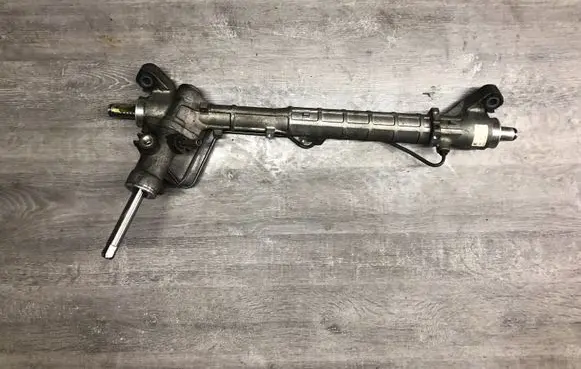 Mazda 3 I Steering rack 72190464