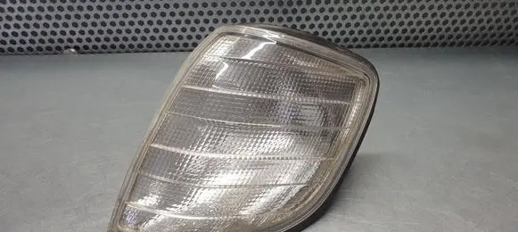 Mercedes-Benz S W140 Front indicator light 183312B
