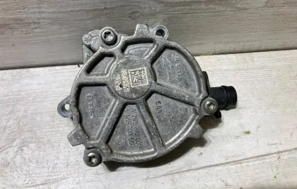 Renault Megane IV Vacuum pump A2820900005 146508066R