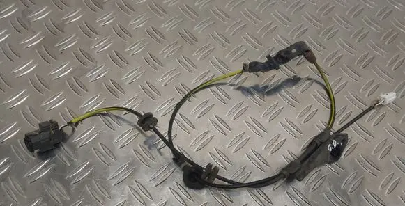 Toyota Verso Rear ABS sensor wiring 