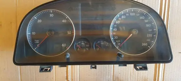 Volkswagen Touran I Speedometer (instrument cluster) 1T0920861A