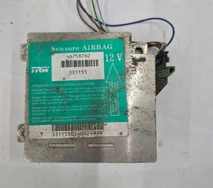 Fiat Punto (176) Airbag control unit/module 46758762 331155