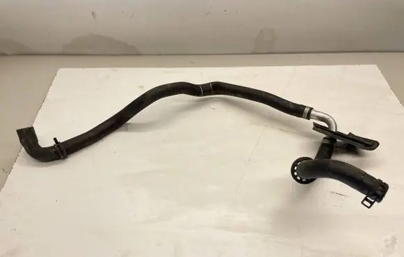 Mercedes-Benz ML W166 Engine coolant pipe/hose A1668300696