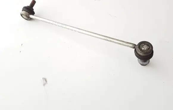 Seat Leon (5F) Front anti-roll bar/stabilizer link 5Q0411315A