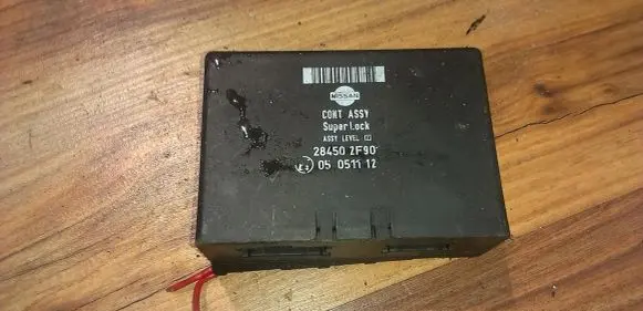 Nissan Primera Comfort/convenience module 284502F90