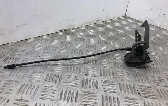 BMW 5 F10 F11 Engine bonnet/hood lock/latch loop/hook 7183763 B00013980
