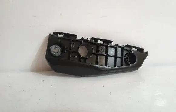 Toyota Auris 150 Front bumper mounting bracket 5253602031