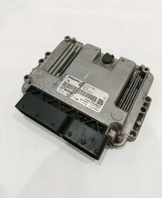 Volvo V70 Engine control unit/module 31331540 1039S42990 0261S06611