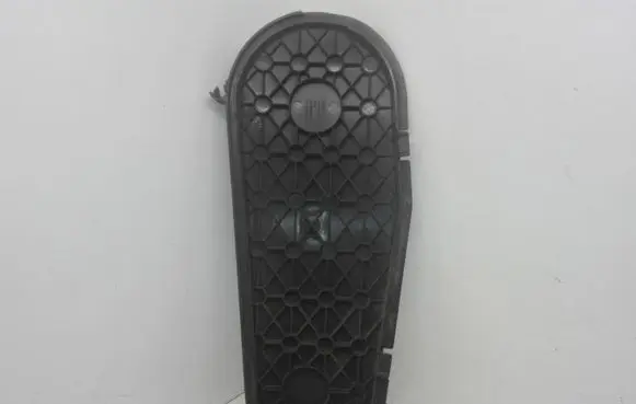 Audi A8 S8 D3 4E Timing belt guard (cover) 057109123Q