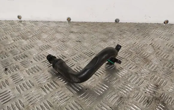 Seat Arona Breather hose/pipe 04C103474