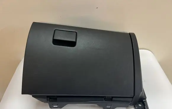 Mazda 3 III Glove box BJS764261 BJS764275